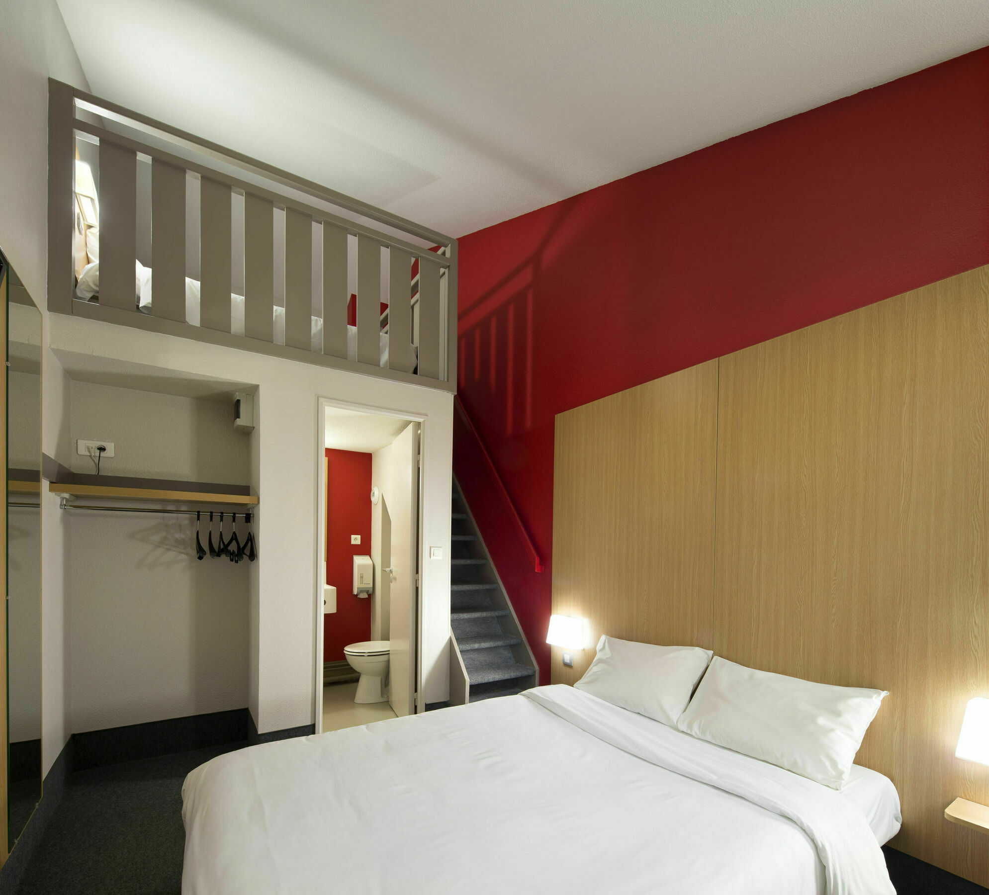 B&B Hotel Saint-Malo Centre Exterior photo